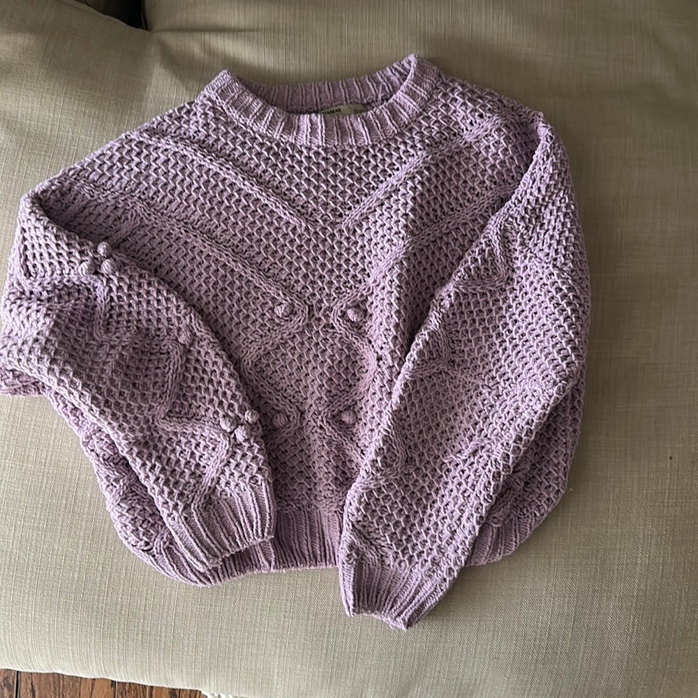 Pull and bear sweater